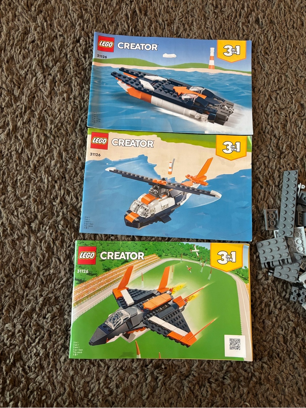 LEGO 31126 Creator 3 in 1 Jet Plane Seaplane Set Complete Instructions - Picture 2 of 3
